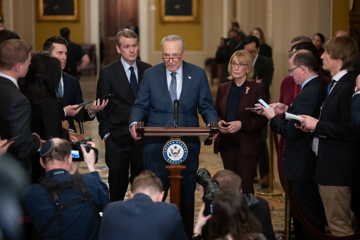 Senate Democrats to Make New Push on Voting Rights Bill - Bloomberg