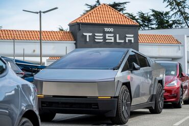 Tesla Tumbles Most Since 2020 On Pullback In Sales Estimates