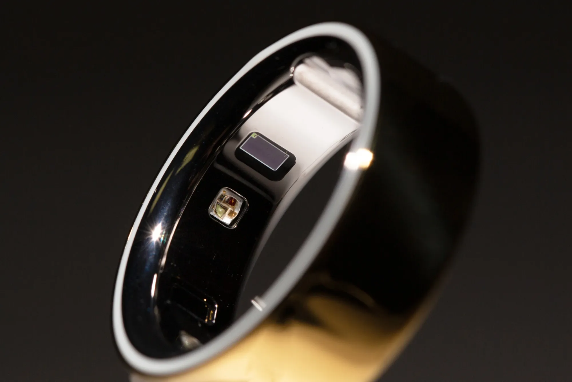 The Oura Ring 4.