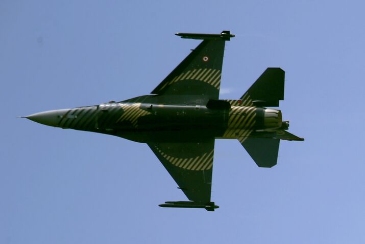 Pakistan Sends Military Force to Saudi Arabia as Part of Pact