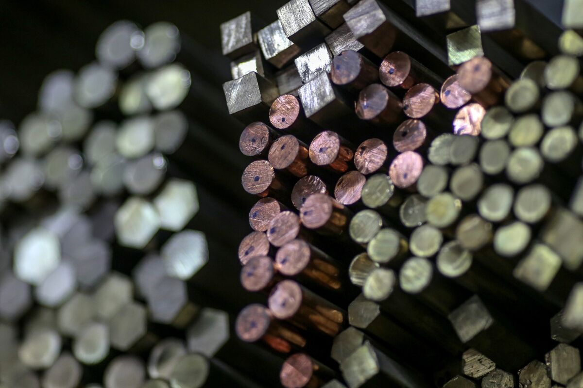 Industrial Metals Swing Lower Ahead of Crucial US Jobs Report