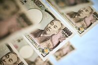Japanese Banknotes and Coins As Yen Rallies 