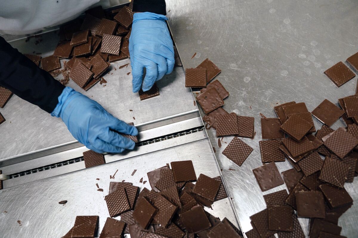 bloomberg.com - Cole Martin - Rising Cocoa Prices Push Processors Outside the Candy Aisle