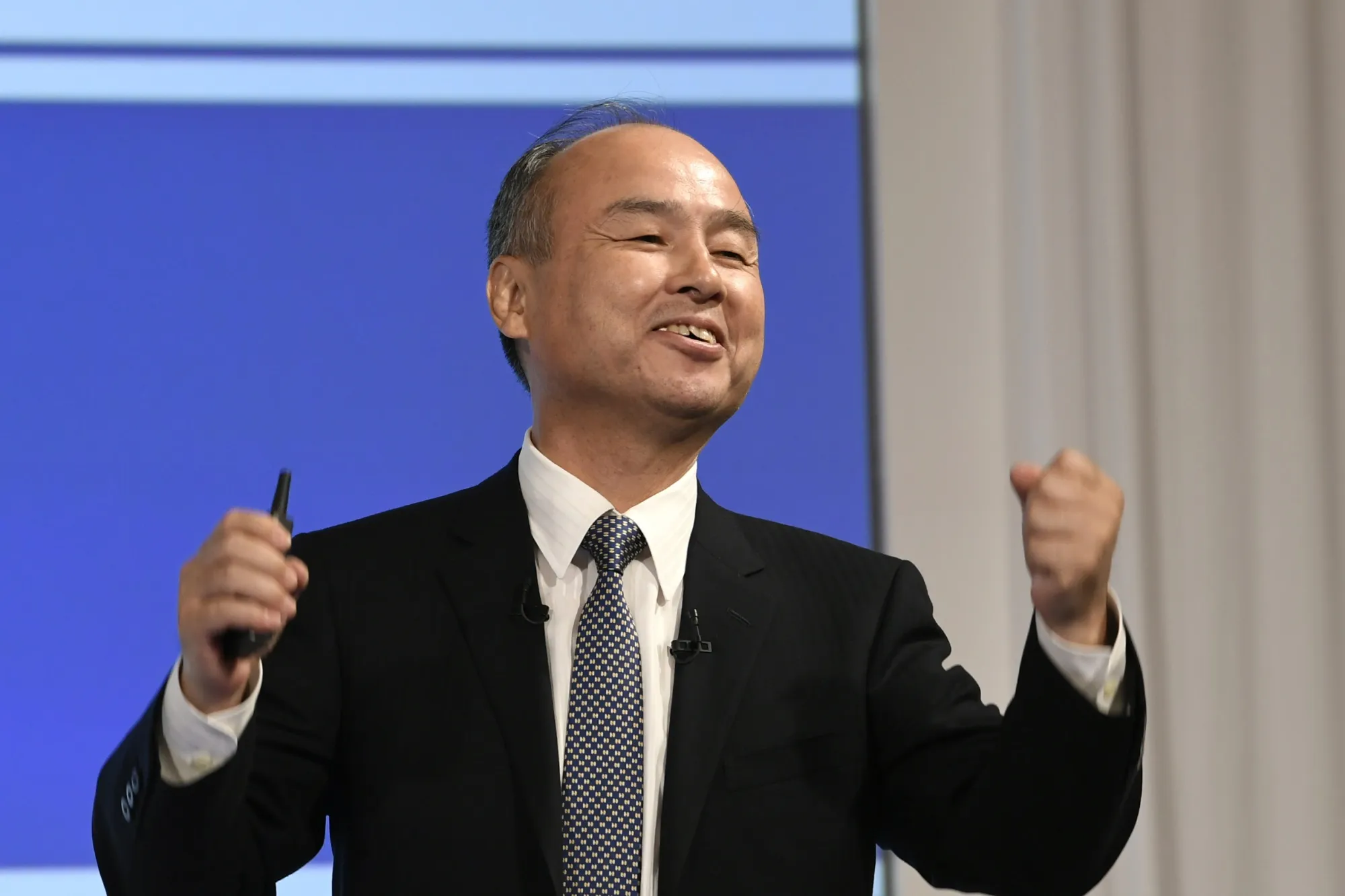 ソフトバンクＧ債が1000億円、投資家の姿勢象徴－信用リスク取る - Bloomberg