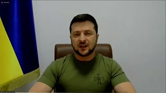 Zelenskiy’s Virtual World Tour Proves a New Weapon in Russia War