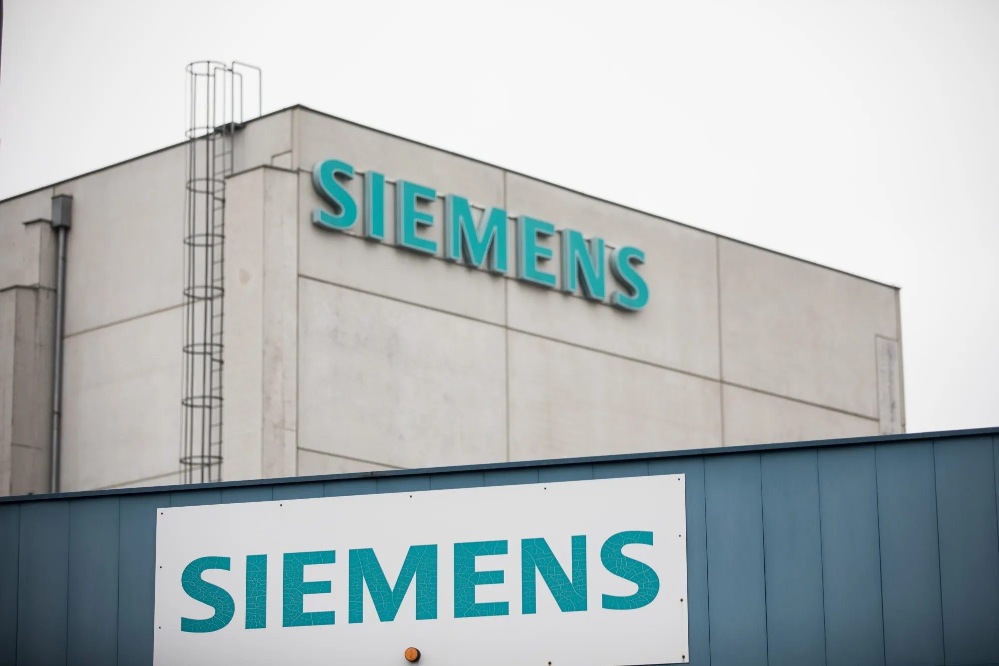 Siemens in Talks to Buy Software Group Altair (SIE GR, ALTR) - Bloomberg