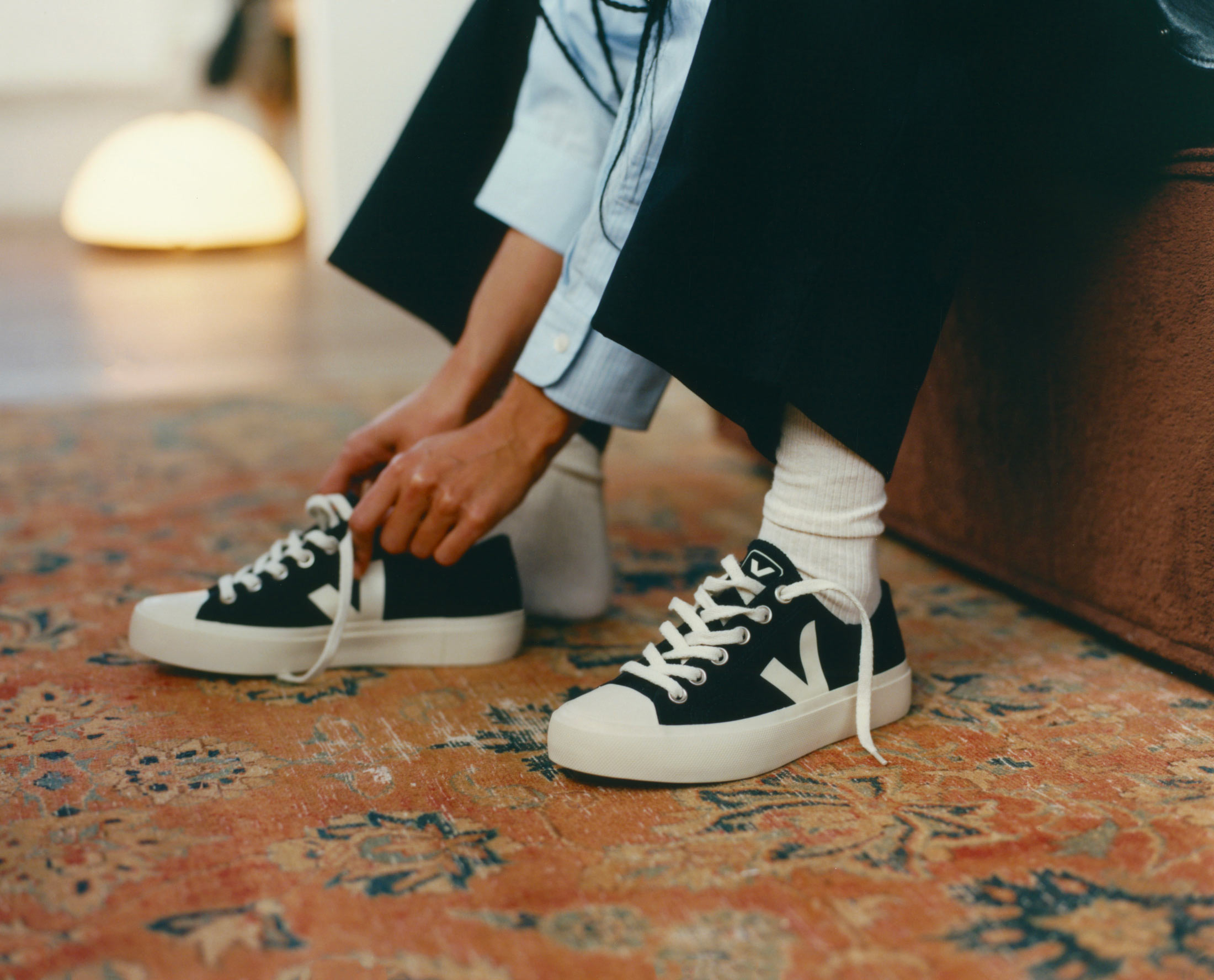 How Veja Strives to Make the Greenest Sneakers - Bloomberg