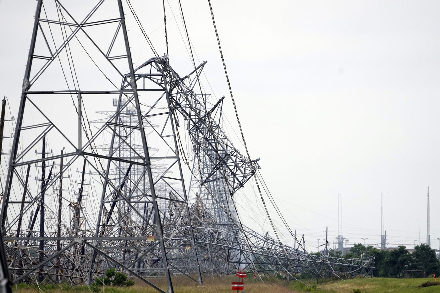 Houston Windstorm What to Know About Climate Change's Role in Extreme