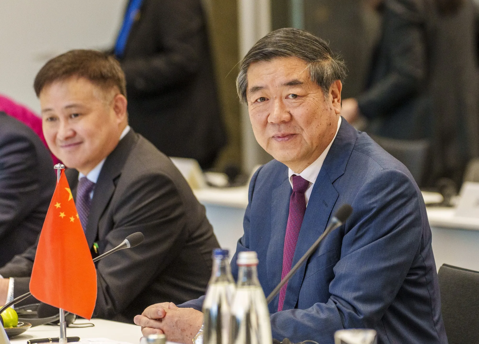He Lifeng, right, as part&nbsp;of a German-Chinese financial dialogue.