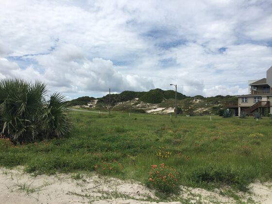 The Forgotten History of America’s Black Beach Resorts