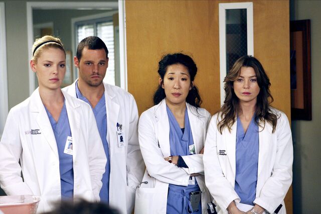 From left: Katherine Heigl, Justin Chambers, Sandra Oh and Ellen Pomeo in Grey’s Anatomy in 2005. 