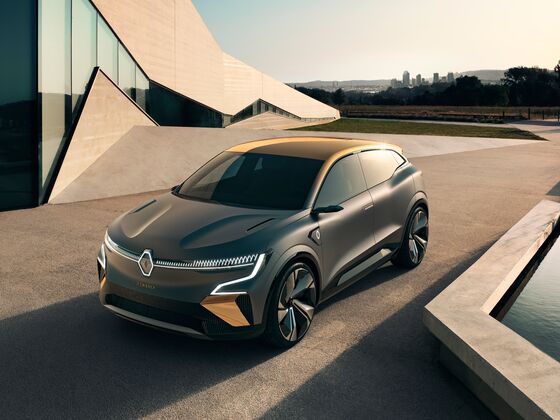 Renault Bolsters Electric-Car Lineup After Squandering Lead