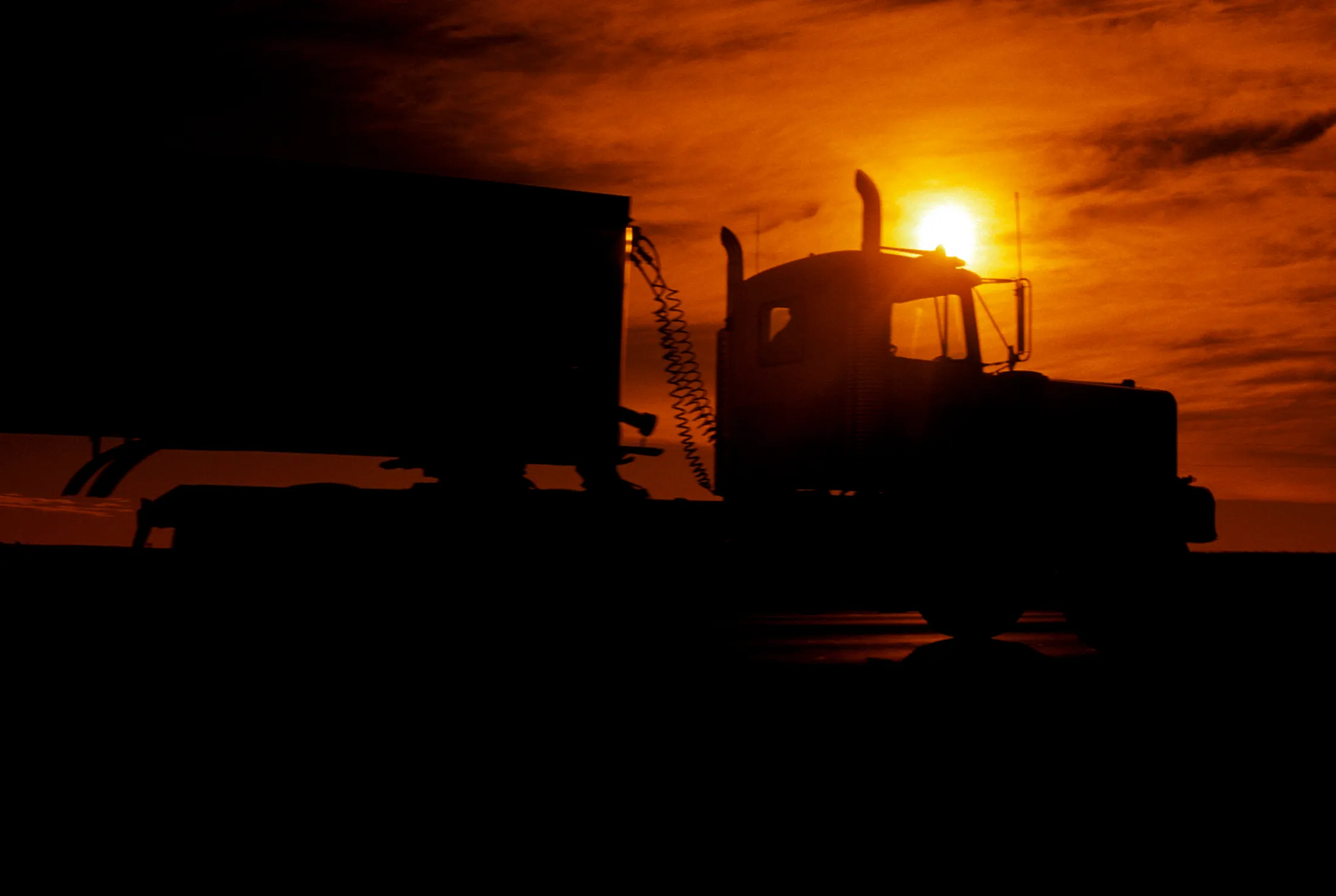 1492077026_RF_TRUCK