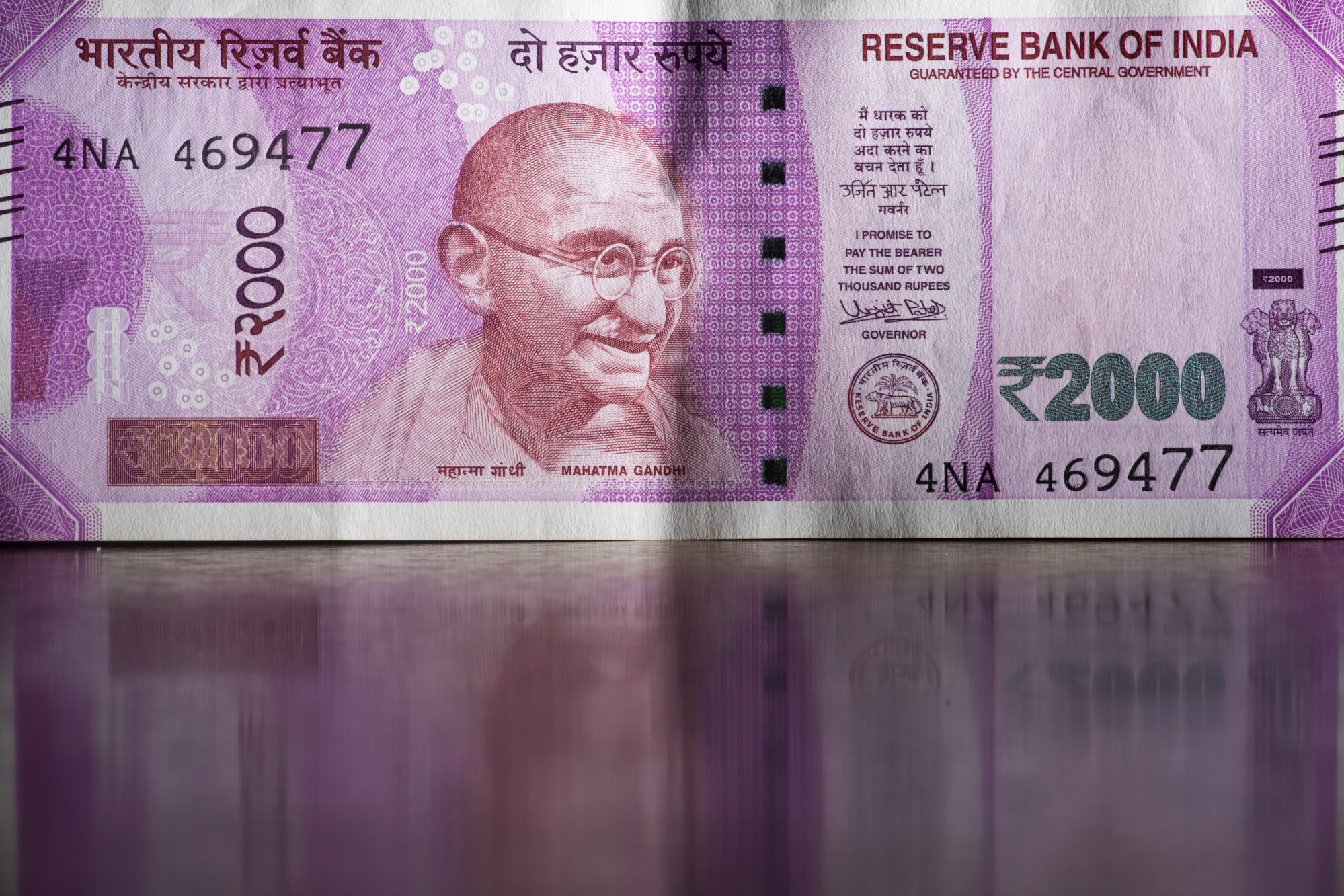 An Indian 2,000 rupee banknote