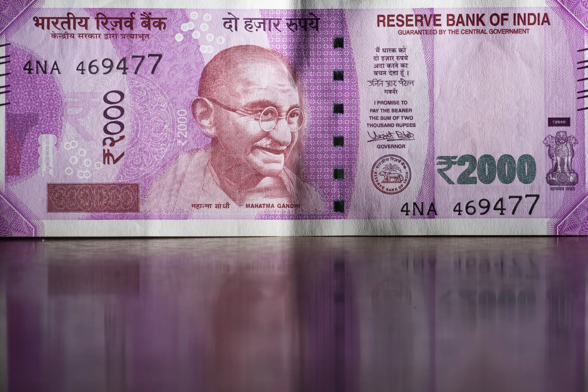 India Removing 2 000 Rupee Note May Spur Gold Property Rush Bloomberg