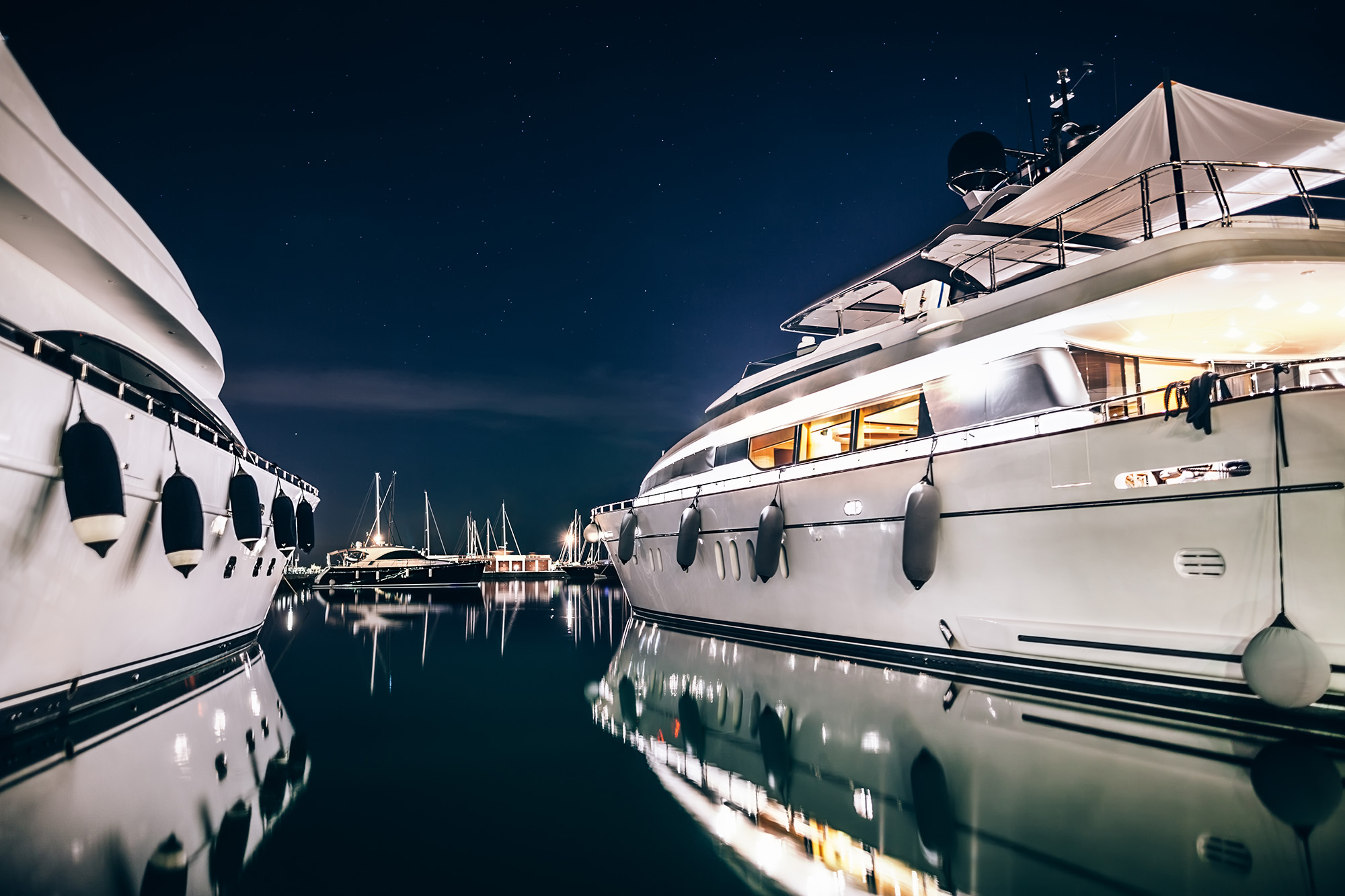 RF Luxury yachts rich