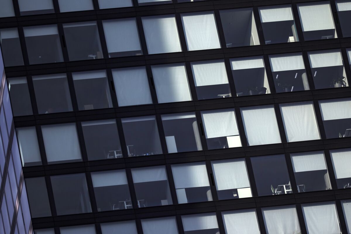 bloomberg.com - Sinead Cruise - Fortress Eyes Deals Milestone as Rivals Shun $4.5 Trillion Property Refinancing Wall