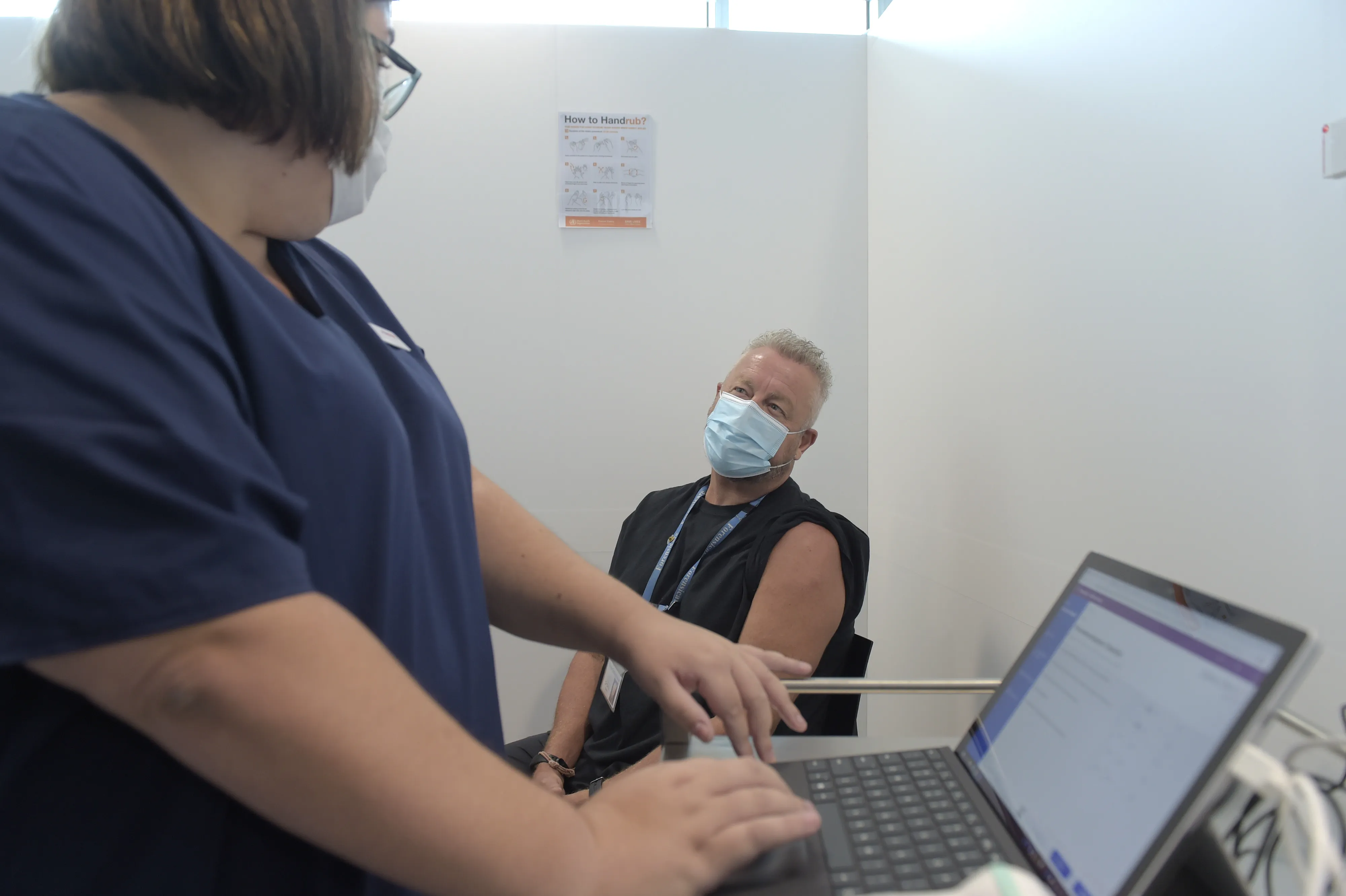 Australia Starts Covid Vaccinations