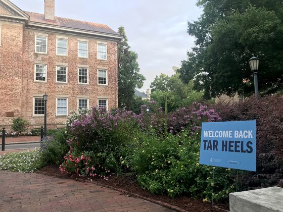 UNC Students Saw Failure of Live Classes Before School Did