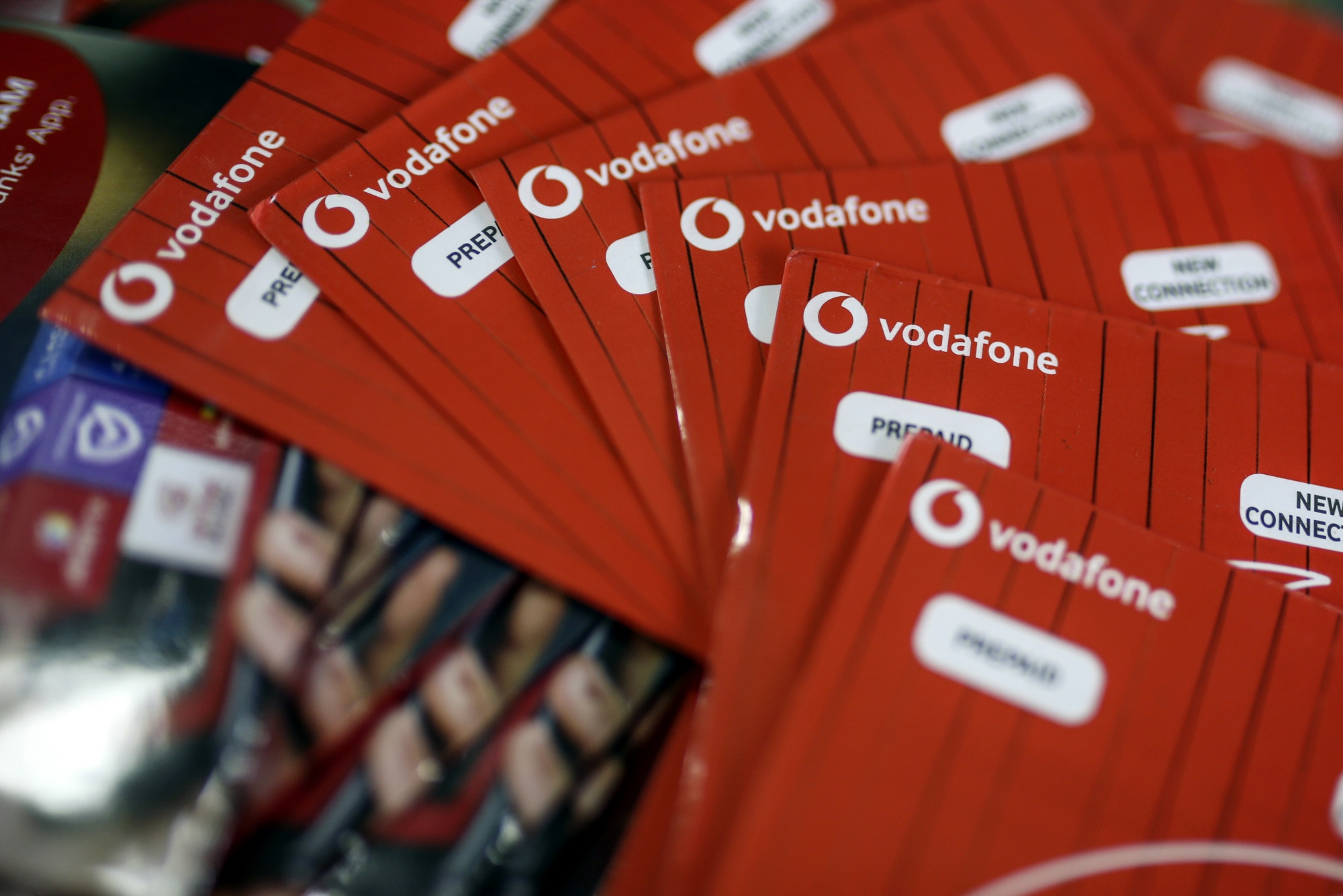 Bharti Airtel And Vodafone Idea Seek More Time From Court On $13 Billion Dues