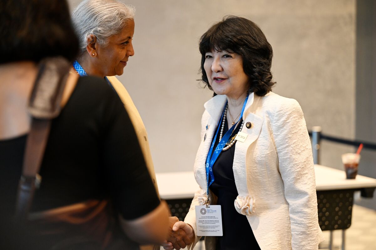 片山財務相、円安へのけん制を再び強める アメリカの物価上振れで円は今月の最安値に