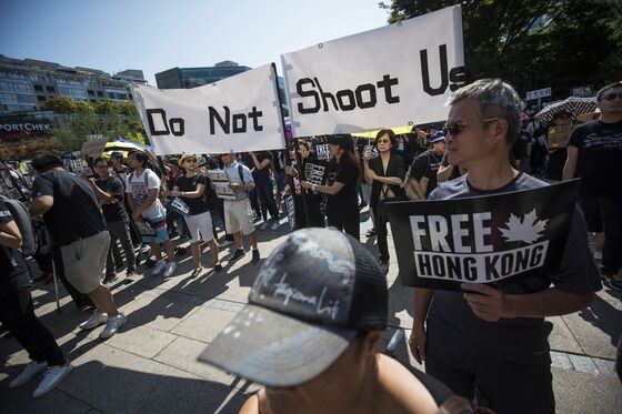 Hong Kong Protests Go Global, Roiling China’s Fractured Diaspora
