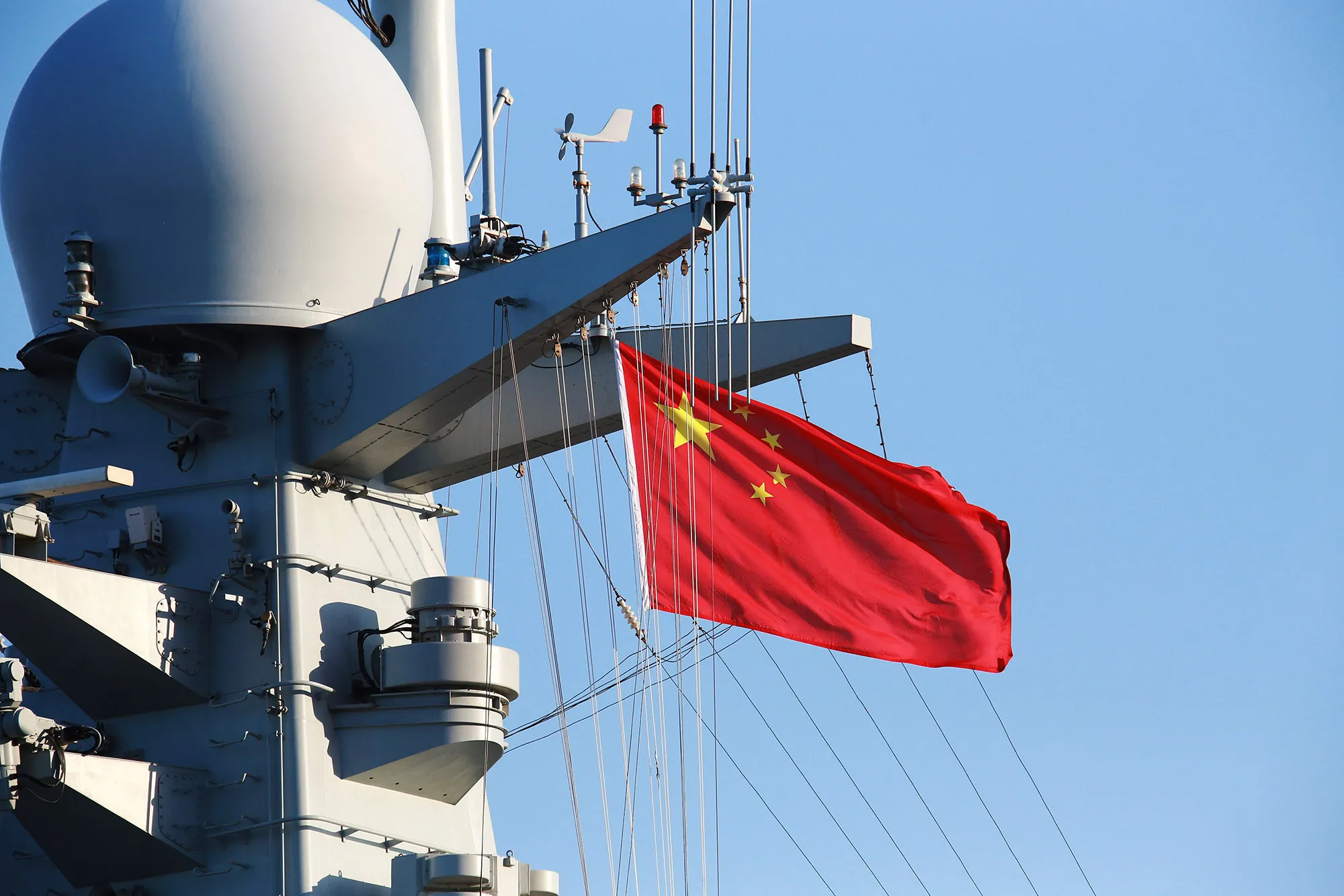 Chinese fleet arrives at Saint-Petersburg