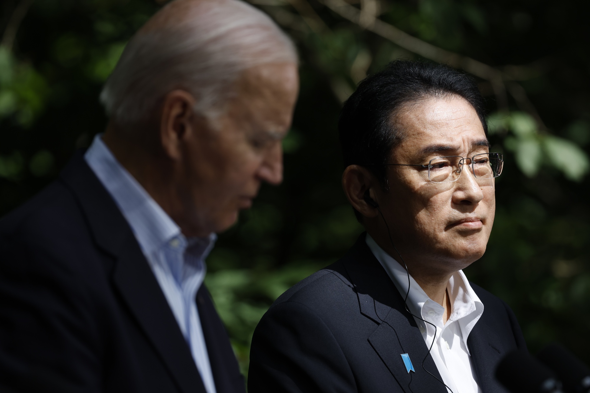 Fumio Kishida, right, and&nbsp;President Joe Biden.