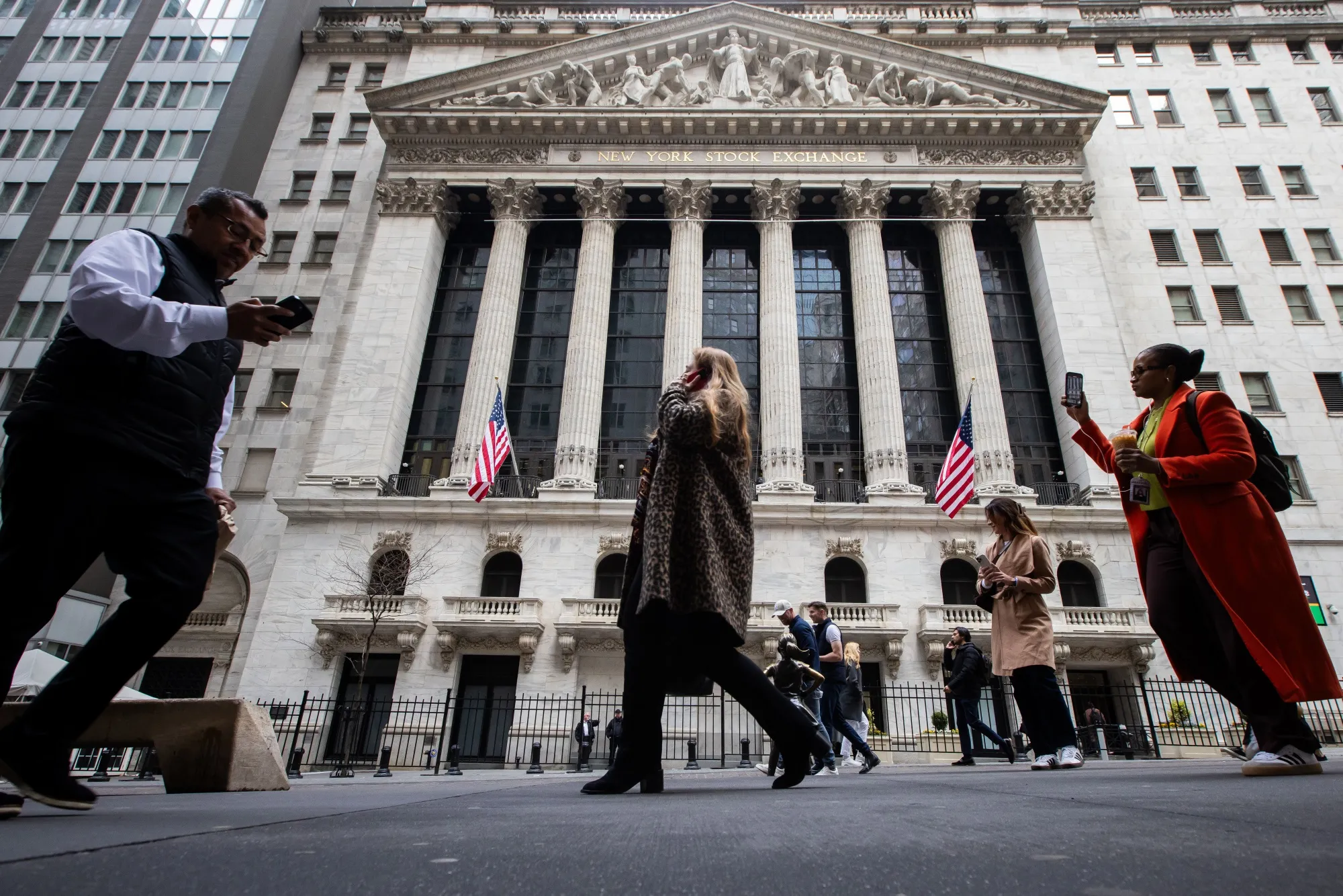 Traders On The Floor Of The NYSE As US Stocks Fall With Trade War Worries Overshadowing Slower Inflation