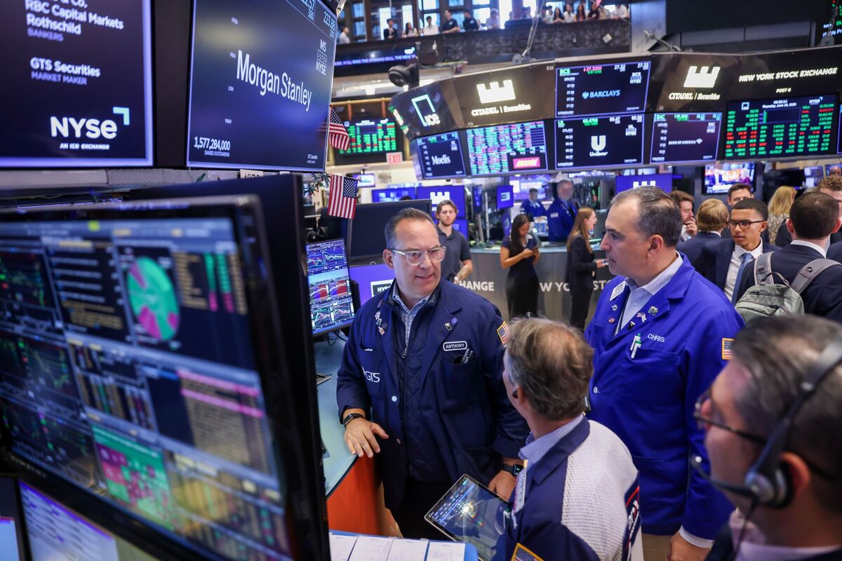 Stock Valuations Should Worry Investors, Abby Joseph Cohen Says