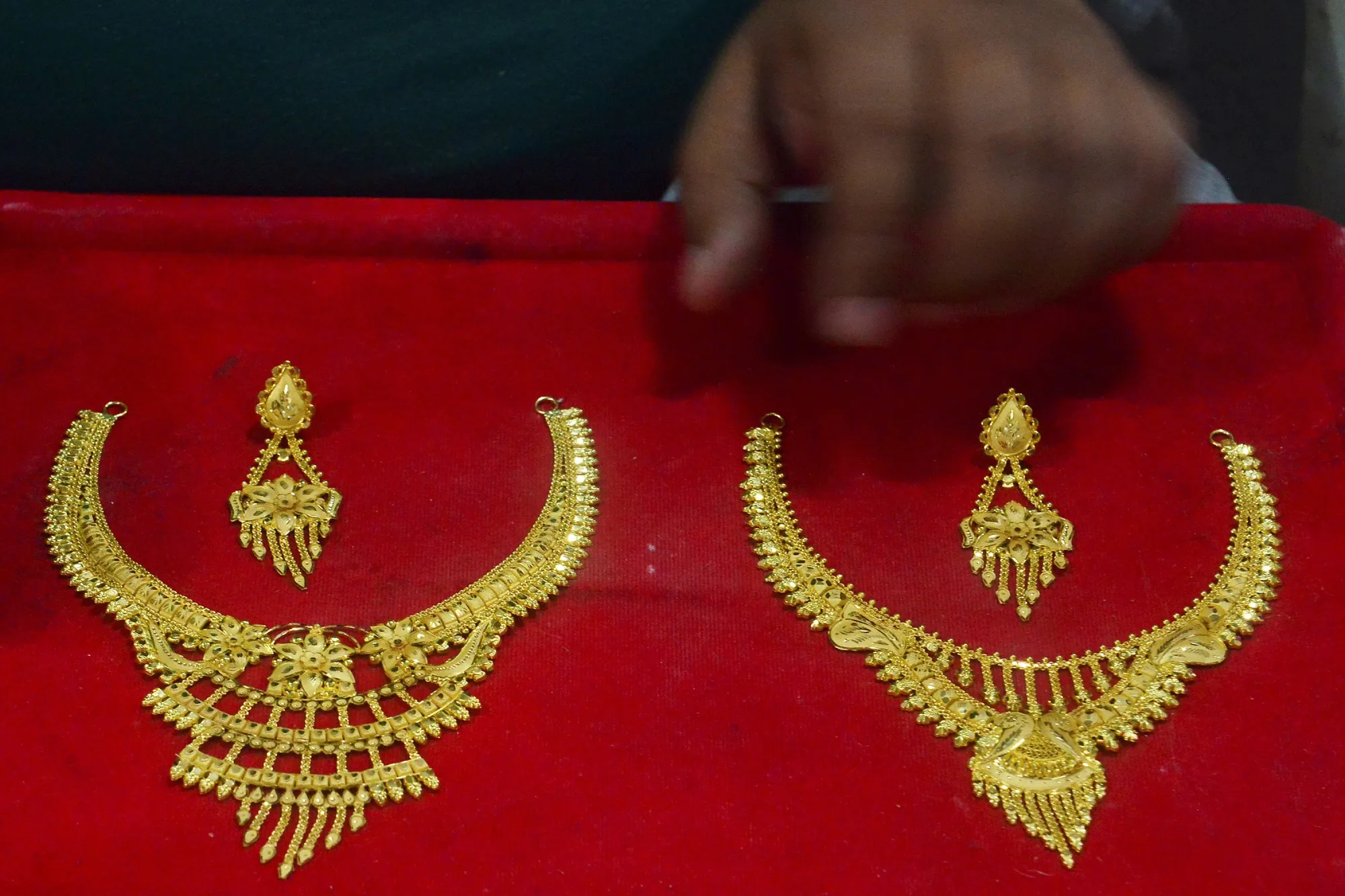 Gold imports had&nbsp;risen&nbsp;in July and August as jewelers readied stocks ahead of festivals.