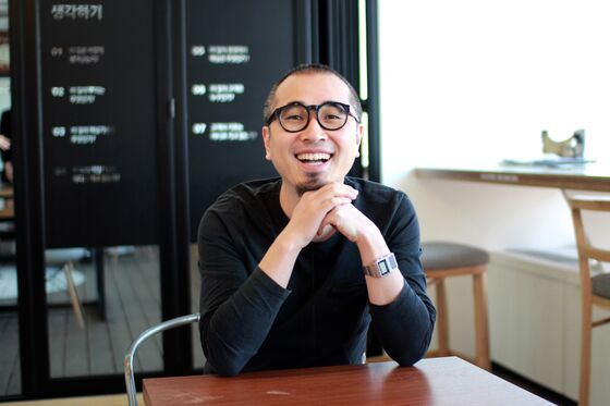 Food App Founder Vows to Give Away Half of Wealth Under Buffett Pledge