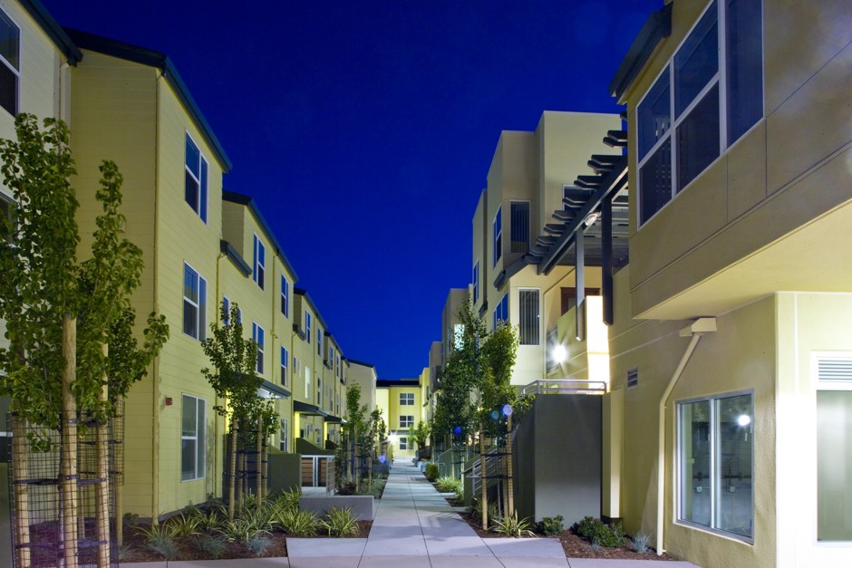 In this Oakland development, open stairways and ample lighting help create a sense of security.