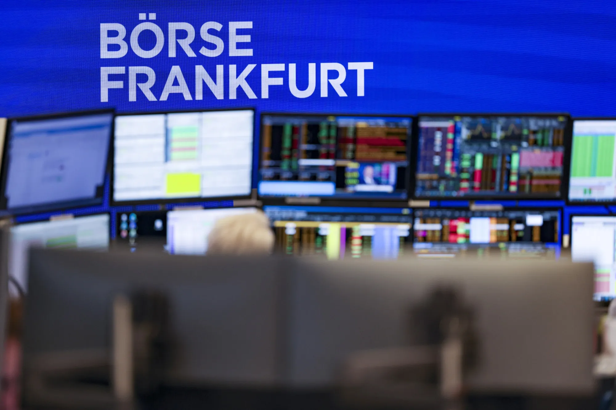 Deutsche Boerse Said to Add Banks to $1 Billion IPO of ISS - Bloomberg