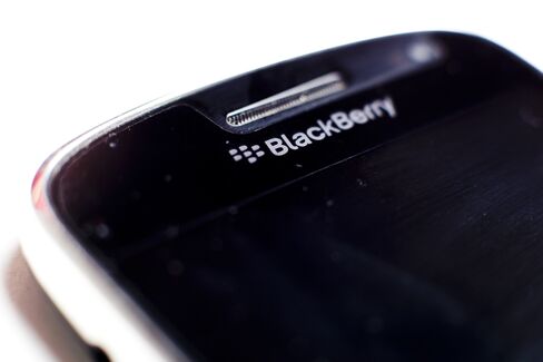 BlackBerry Tests Asian Money Messenger Service
