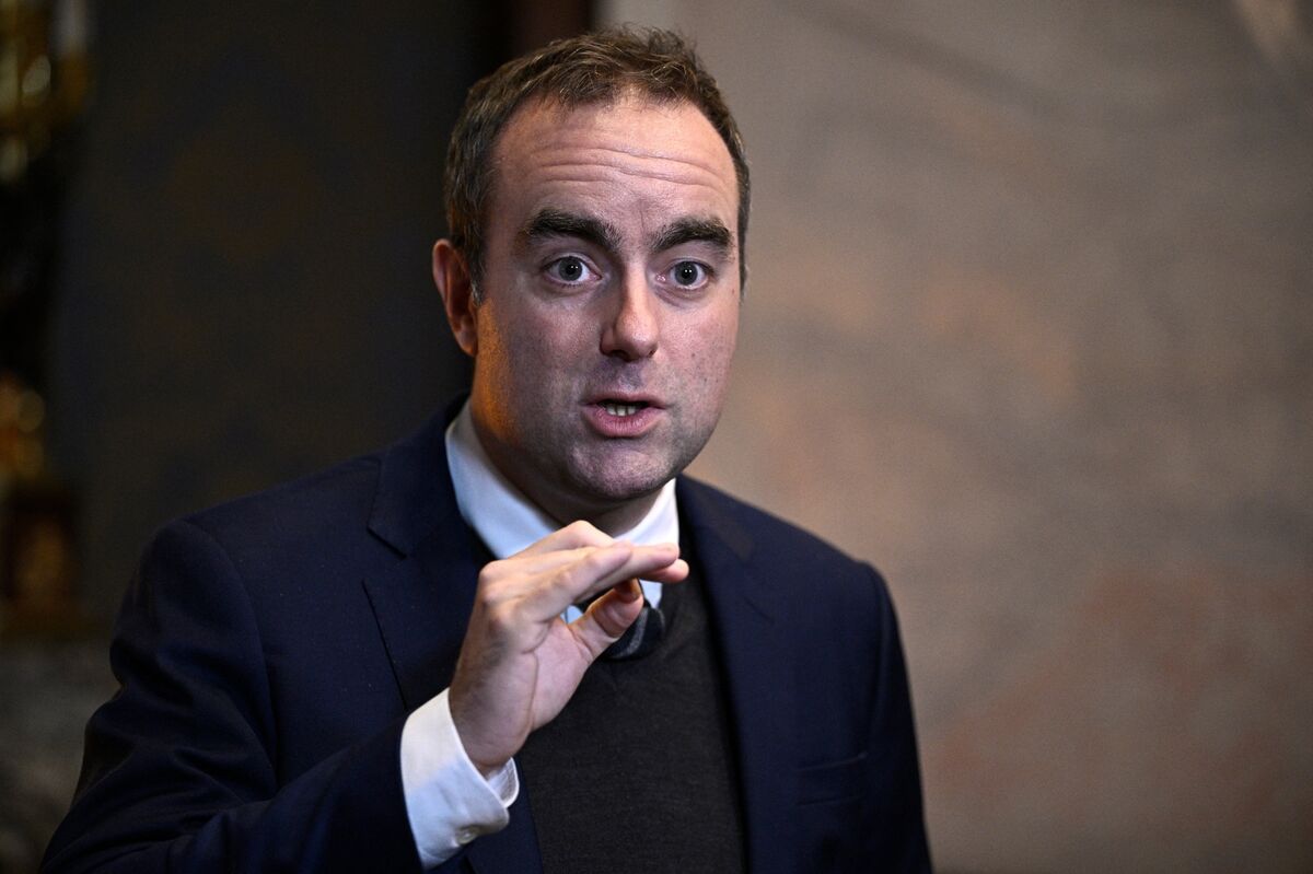 French Premier’s Budget Push Faces Key Stretch Ahead of Vote French Premier’s Budget Push Faces Key Stretch Ahead of Vote