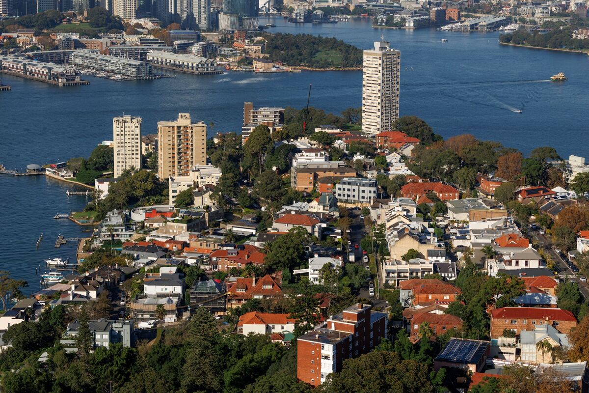 RBA Rate Cuts Fuel Fresh Appetite in Housing, Lendlease CEO Says