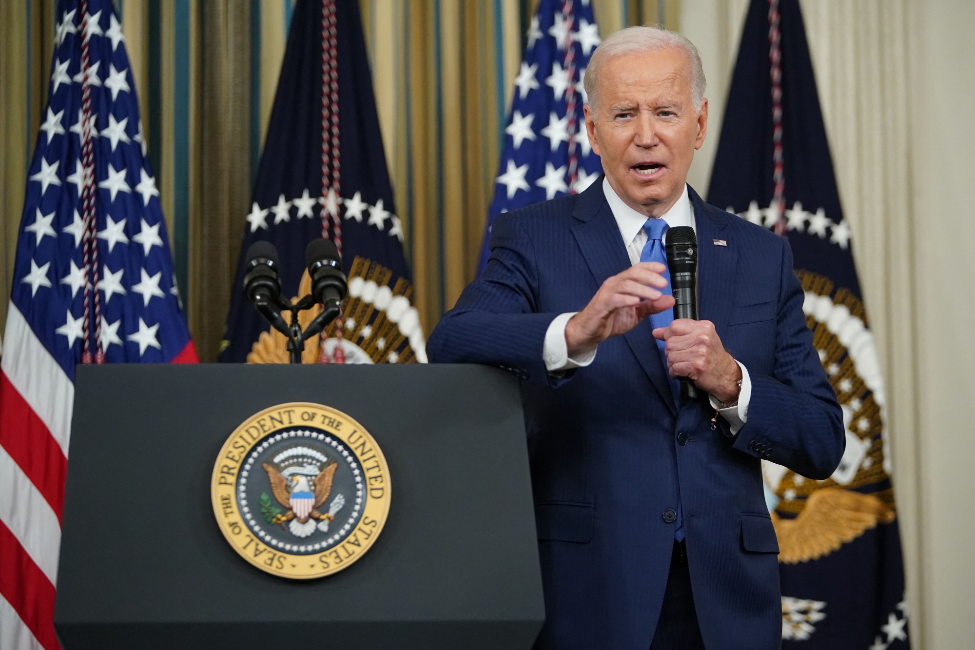 Biden Says Putin Is Unlikely To Attend G-20 Summit In Bali, Indonesia ...