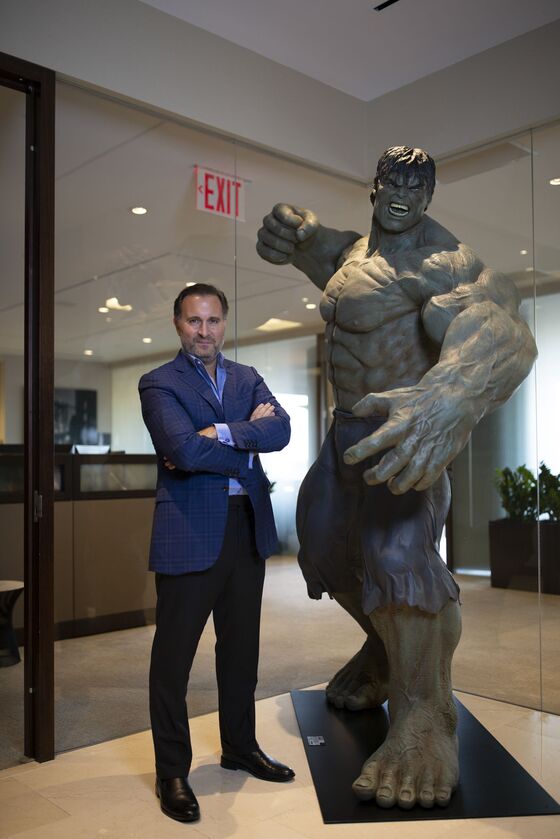 Ex-Goldman Banker Channels the Hulk for Deals With Billionaires