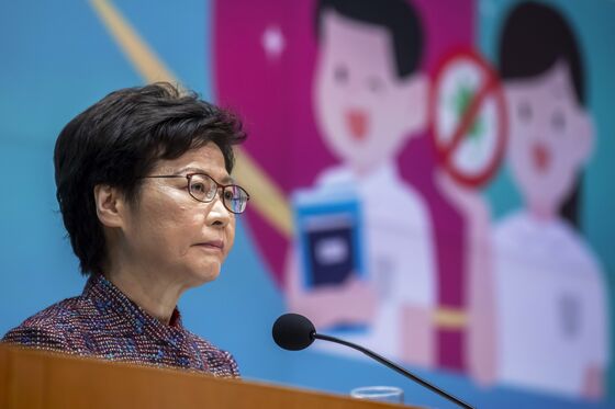 Hong Kong to Cut Quarantine Time for Vaccinated Travelers