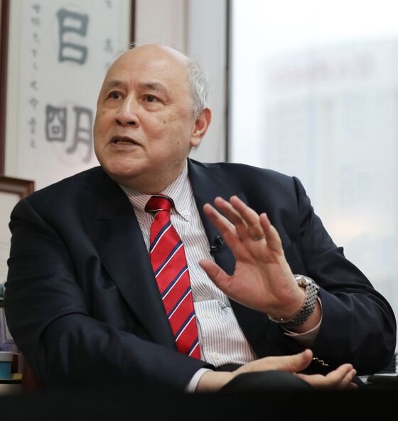 Thugs-for-Hire Take Hong Kong’s Investor Clashes to Extremes