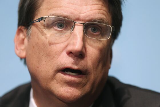 McCrory Joins North Carolina Republican Race to Replace Burr