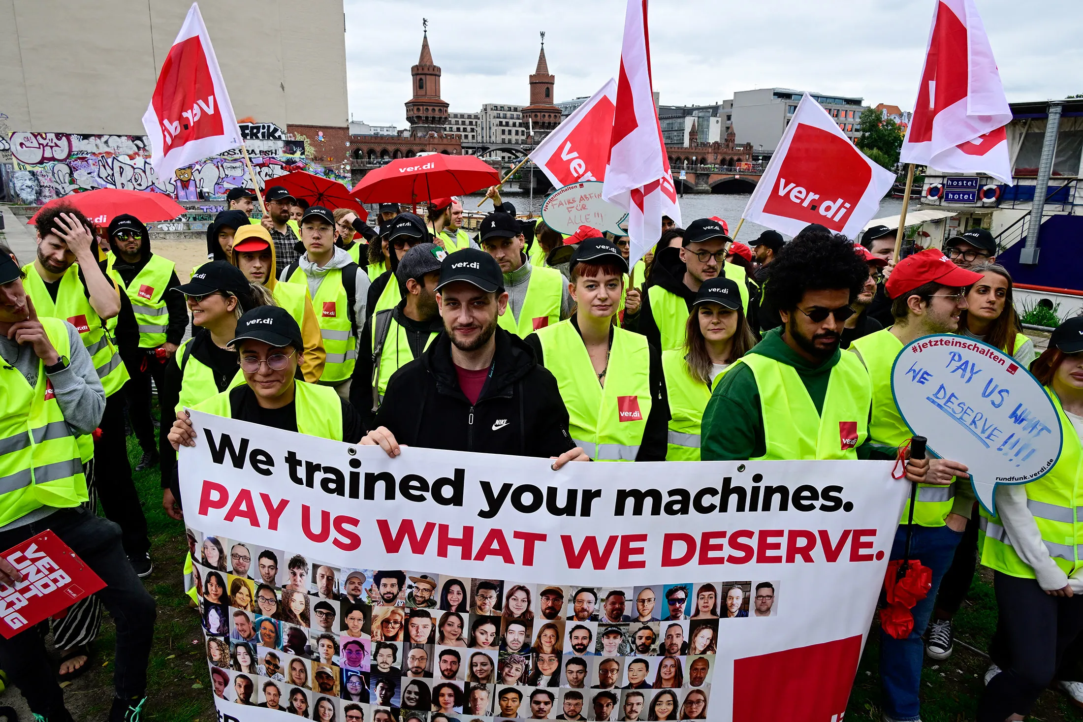 Співробітники TikTok протестують у Берліні в липні.