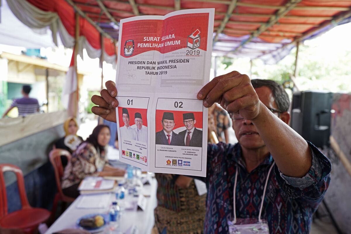 After Record OneDay Indonesia Election, Result Still Weeks Away