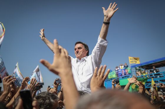 Millions of Brazilian Voters Frustrated as Centrists Implode