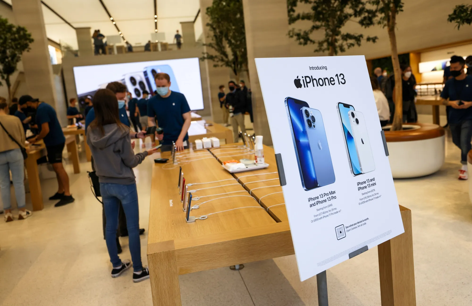 Apple, Verizon, T-Mobile, AT&T iPhone 13, Apple Watch, iPad Rebates Not  Working - Bloomberg