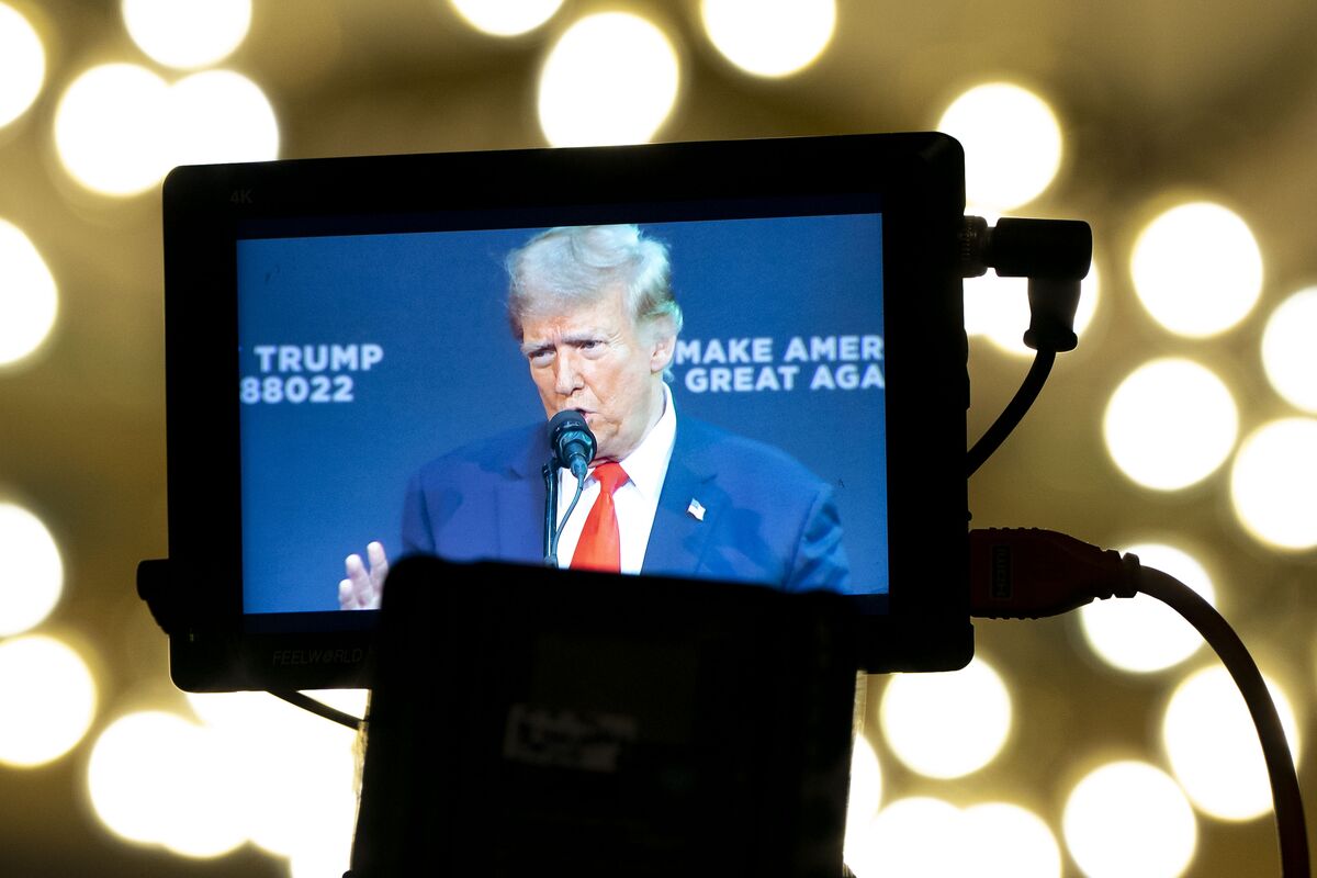 特朗普威胁NBC，ABC对新闻报道的许可