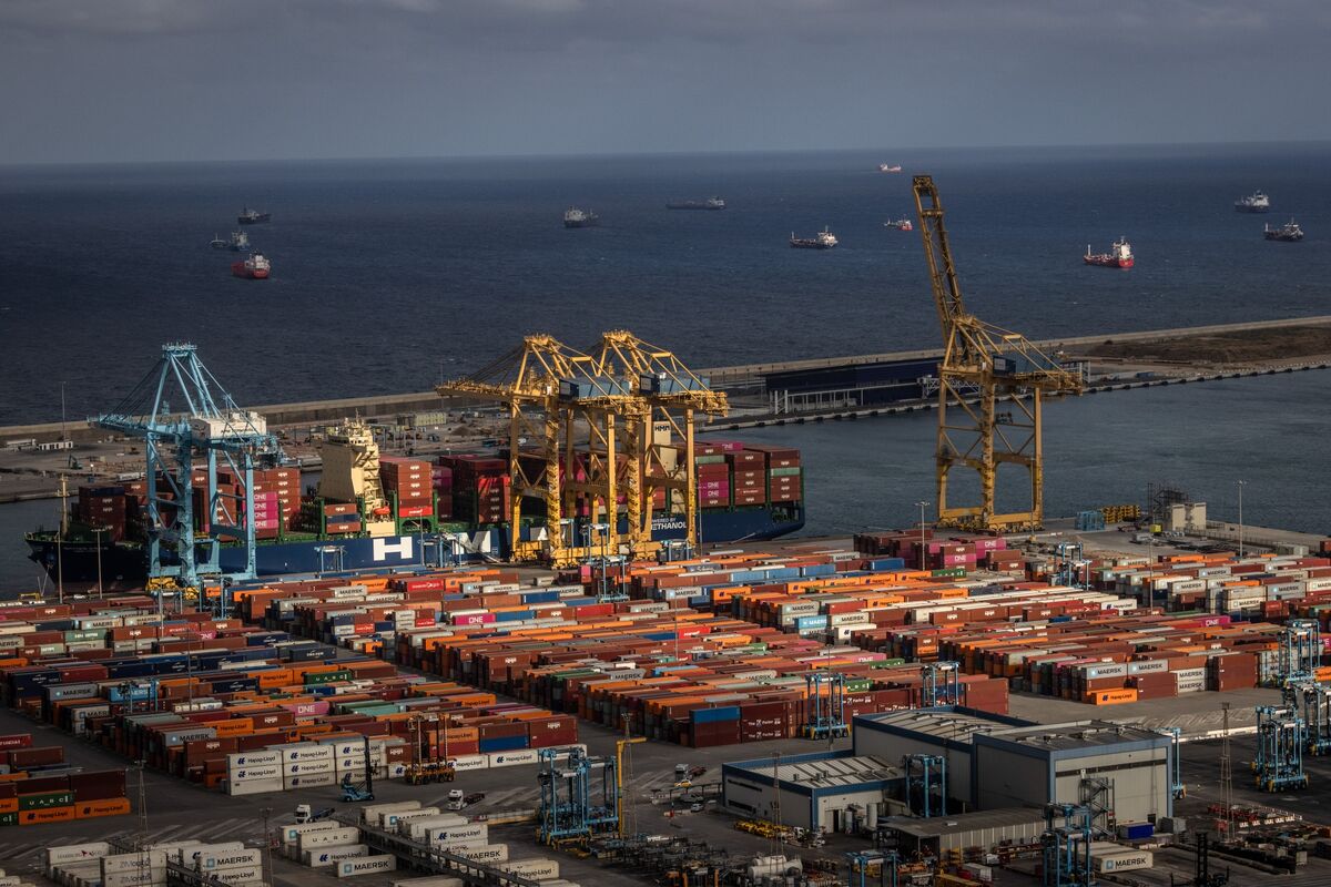 assets.bwbx.io image