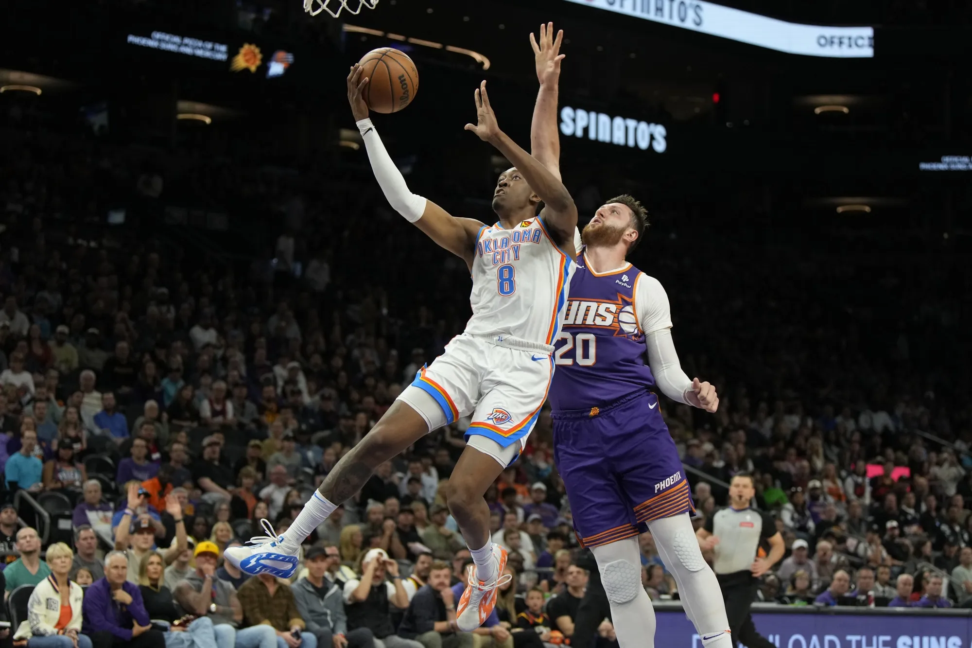 Gilgeous-Alexander scores 35 points, Thunder hold off Suns 118-110 to regain  top spot in West - Bloomberg