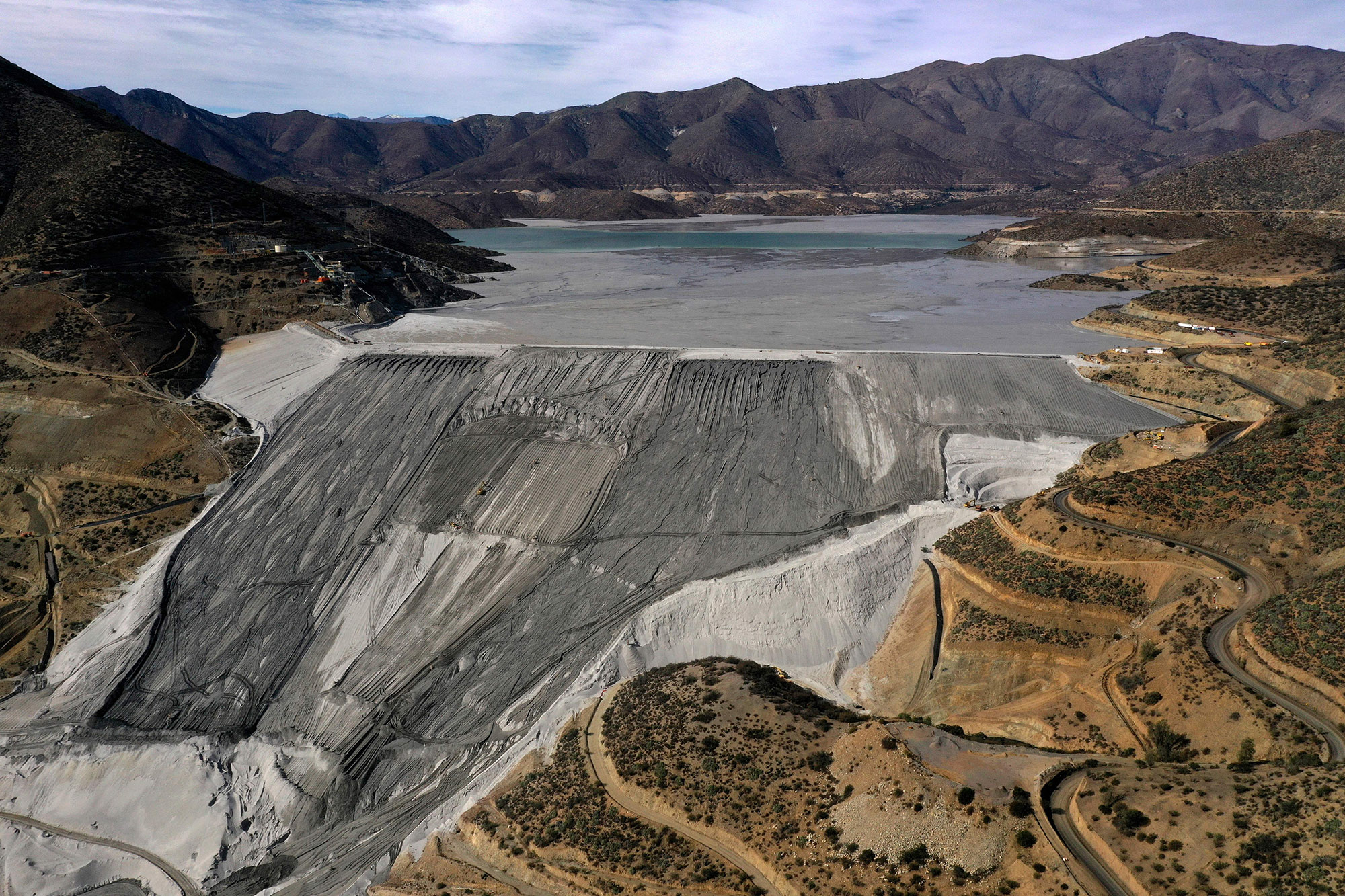 El Túnel Los Pelambres en Caimán, 270 km al norte de Santiago.